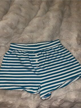 Shop Fancy Poolside shorts